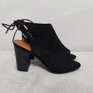 Bonnibel Women's Sandals‎ Faux Suede Heels Ankle Peep Toe Shoes Size 8M